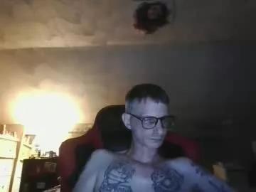 bigbootyslutcouple from Chaturbate