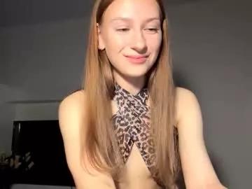 bloody_petal from Chaturbate