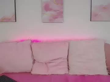 bonn_glow from Chaturbate