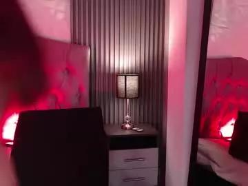 bonnali_lune from Chaturbate