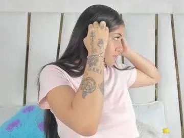 Explore our live girls sluts from our Custom and Multi clubs and checkout exclusive access to highly interactive content, such as shape, hair, titties, pussy type and many more.