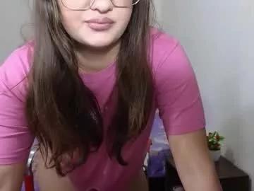 boom_lora from Chaturbate