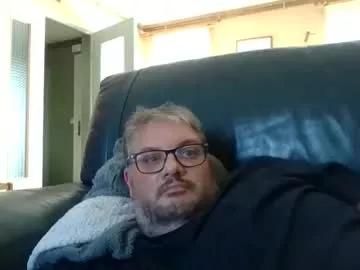 bozo81 from Chaturbate