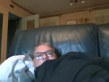 bozo81 from Chaturbate