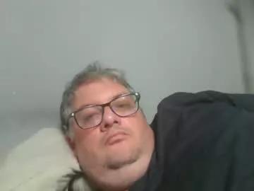 bozo81 from Chaturbate