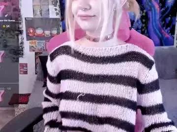 broodmommyy3 from Chaturbate