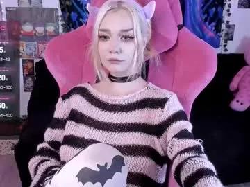 broodmommyy3 from Chaturbate