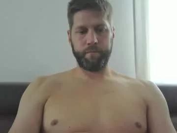 bubblebee1982 from Chaturbate