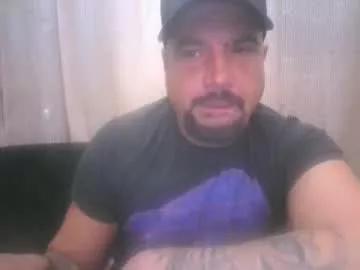 buffalonydude2 from Chaturbate