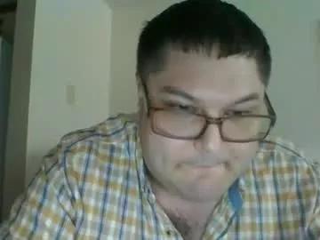 bulldoggie4669 from Chaturbate
