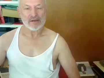 buttlover1111 from Chaturbate