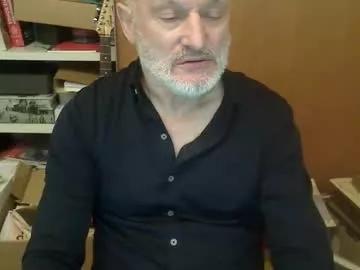 buttlover1111 from Chaturbate