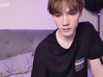 callmenineoneseven from Chaturbate