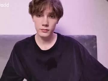 callmenineoneseven from Chaturbate