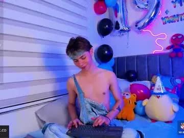 callum_77 from Chaturbate