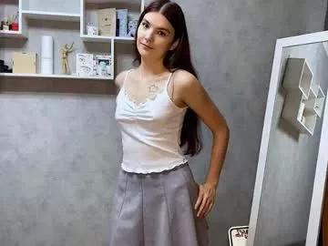 Explore our live girls sluts from our Custom and Multi clubs and checkout exclusive access to highly interactive content, such as shape, hair, titties, pussy type and many more.