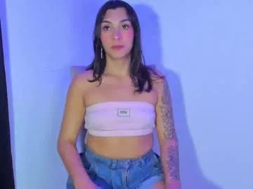 Explore our live girls sluts from our Custom and Multi clubs and checkout exclusive access to highly interactive content, such as shape, hair, titties, pussy type and many more.