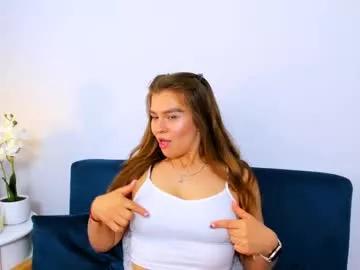 Explore our live girls sluts from our Custom and Multi clubs and checkout exclusive access to highly interactive content, such as shape, hair, titties, pussy type and many more.