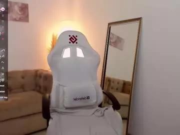 candy_foxxxx from Chaturbate is Freechat