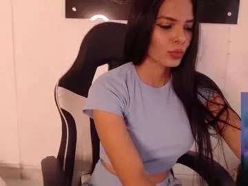 Explore our live girls sluts from our Custom and Multi clubs and checkout exclusive access to highly interactive content, such as shape, hair, titties, pussy type and many more.