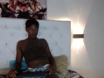 carameloxoxox from Chaturbate