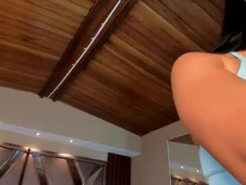 Explore our live girls sluts from our Custom and Multi clubs and checkout exclusive access to highly interactive content, such as shape, hair, titties, pussy type and many more.