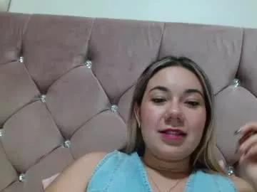 Caroo0615 webcams show profile image 