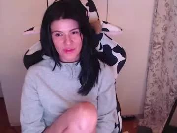 cassiealvarez from Chaturbate