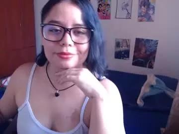 catalinaa_lovee from Chaturbate