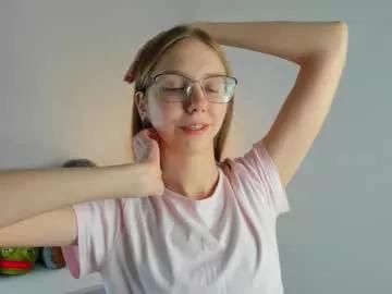 chillichi from Chaturbate is Freechat