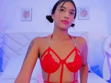 Explore our live girls sluts from our Custom and Multi clubs and checkout exclusive access to highly interactive content, such as shape, hair, titties, pussy type and many more.