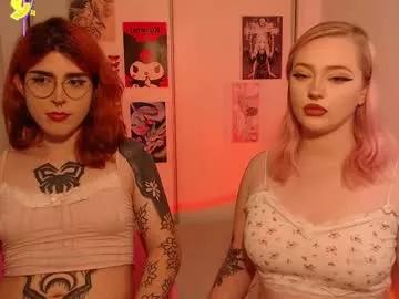 Explore our live girls sluts from our Custom and Multi clubs and checkout exclusive access to highly interactive content, such as shape, hair, titties, pussy type and many more.