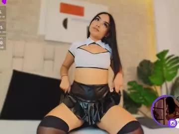 Explore our live girls sluts from our Custom and Multi clubs and checkout exclusive access to highly interactive content, such as shape, hair, titties, pussy type and many more.