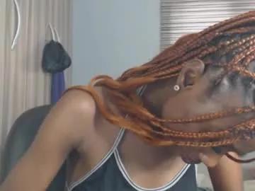 choco_petitqueen from Chaturbate