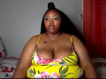 chocolatebunnyxx69 from Chaturbate