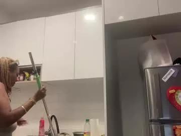 chocolatecakequeen from Chaturbate