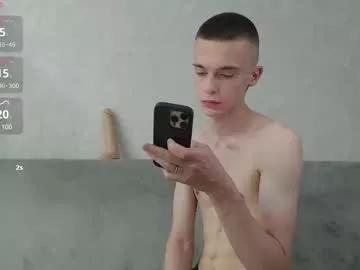 chris_19rown from Chaturbate is Freechat