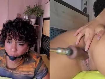 cinnamon_afrodit from Chaturbate