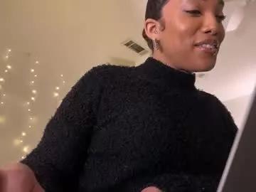 cinnamondeity88 from Chaturbate