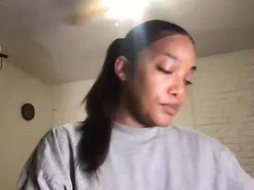 cinnamondeity88 from Chaturbate