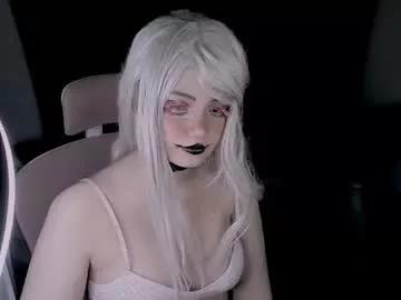 cinnamondoll19 from Chaturbate