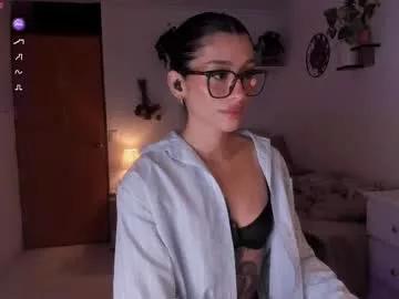connie_deep from Chaturbate
