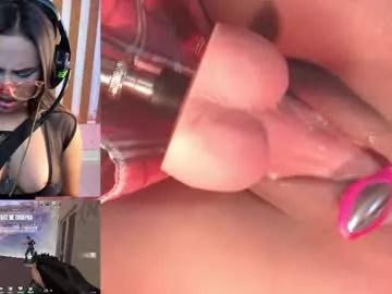 cookiesandboots from Chaturbate