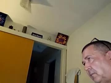 creems2 from Chaturbate