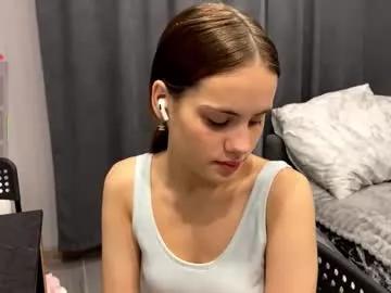 Photos of cristinevaissiere from Chaturbate is Freechat