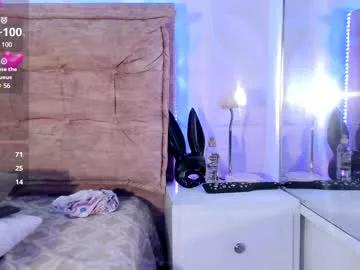 Explore our live girls sluts from our Custom and Multi clubs and checkout exclusive access to highly interactive content, such as shape, hair, titties, pussy type and many more.