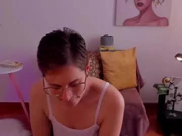 cuddlingbunnny from Chaturbate
