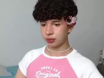 cuddly_twinkie from Chaturbate
