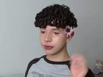 cuddly_twinkie from Chaturbate