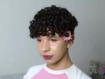 cuddly_twinkie from Chaturbate